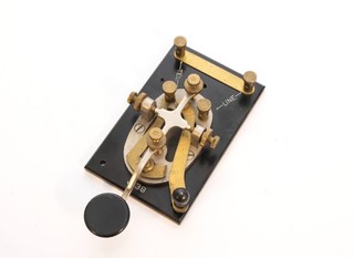VINTAGE SIGNAL CORPS J 38 STRAIGHT TELEGRAPH KEY VERY NICE