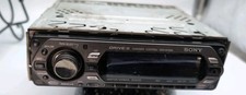 Reproductor de discos compactos automotriz Sony AM/FM CDX - GT300 DRIVE S / Ver descripción