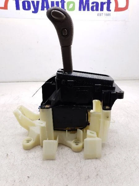 Lexus Es300 1999 3,0 L tracción delantera con palanca de cambios automática  Foto 2 de 4