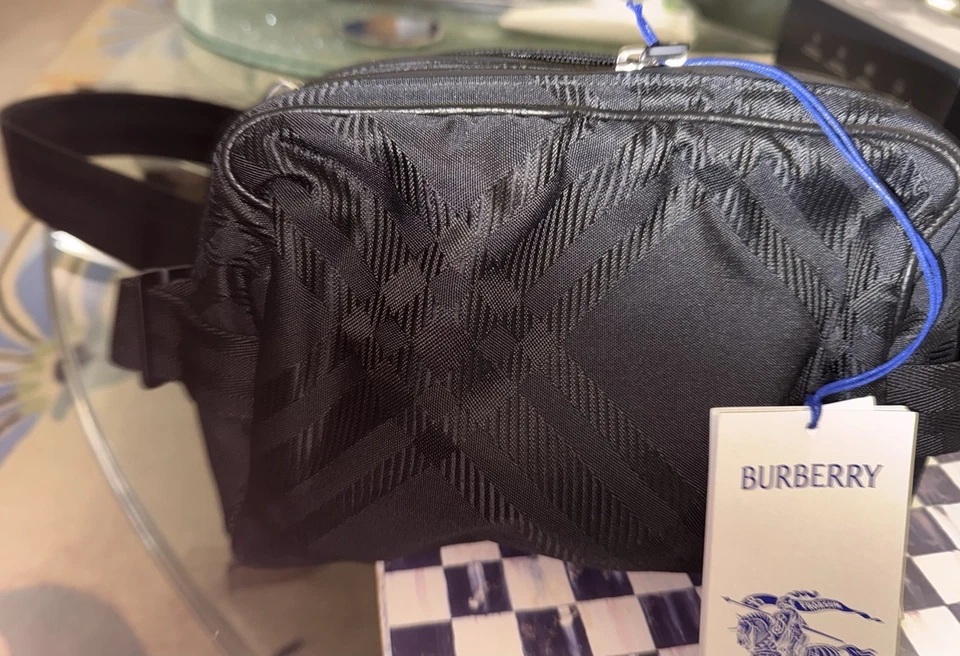 Bolsa de cinto preta unissex Burberry - Imagem 3 de 4