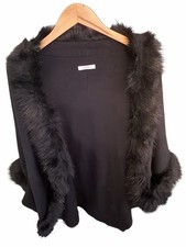 Sioni Women  s Black Cape with sleeves Faux Fur Open Front Hook  Eye Closure