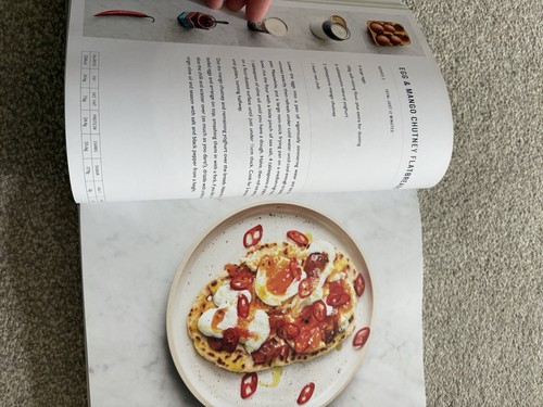 5 Ingredients - Quick & Easy Food By Jamie Oliver Hardcover NEW - Picture 4 of 4