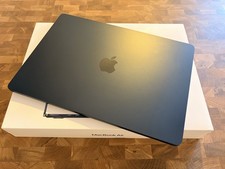 Apple MacBook Air 15" M5 16GB 512GB Mitternacht - nur 7 Zyklen & mit OVP