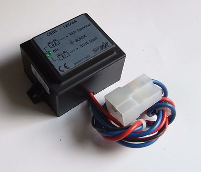 Solar Wind Split Charge Leisure & Engine Battery Camper Motorhome Boat 12v