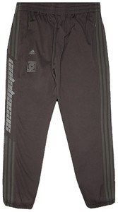 yeezy calabasas ink wolves