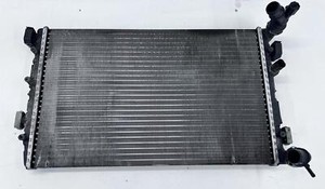 Kühler VW Polo IV (9N, 9A) 6Q0121253Q Motorkühler Wasser Kühler