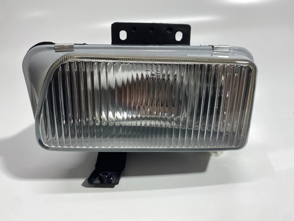 For Isuzu NPR NLR ELF Fog Light  lamp Left  8982185991 - Image 3 of 4