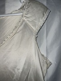 Vintage Vanity Fair Ivory Slip Top with Lace Trim Size 36 Small Tear