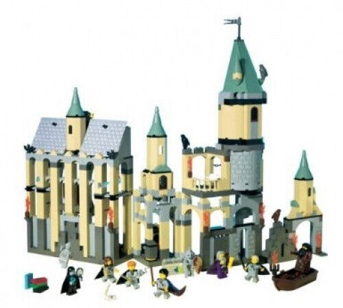 LEGO Harry Potter O Castelo de Hogwarts, Kit de Construção Mágica com  Microfiguras de Harry, Hermione, Ron e Dementors