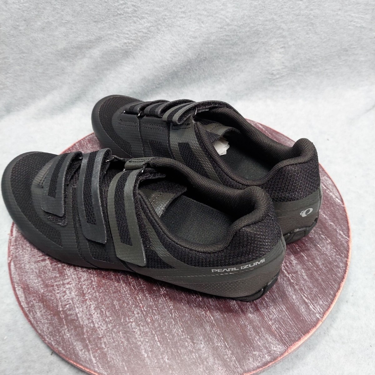 Pearl Izumi Mens Road Cycling Shoes With Triple Straps Black  display picture 3