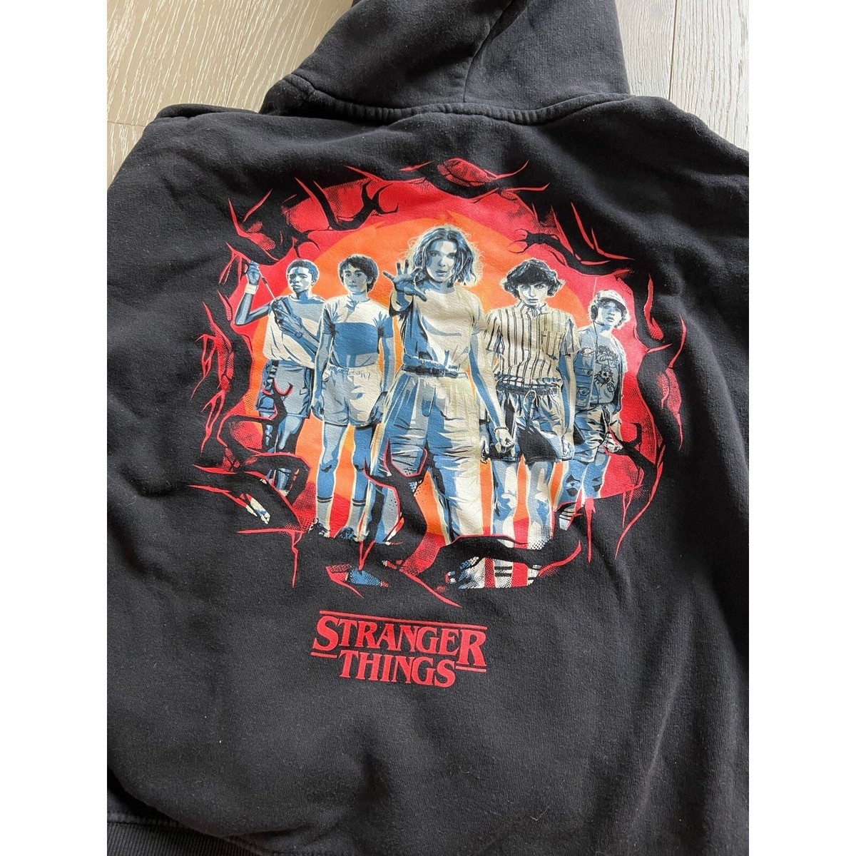 Hotel Kalinga Sudaderas De Stranger Things Pull And Bear Skull