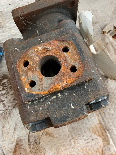M51A978BE0L20-7 Commercial, Hydraulic Gear Motor NOS - Picture 5 of 6