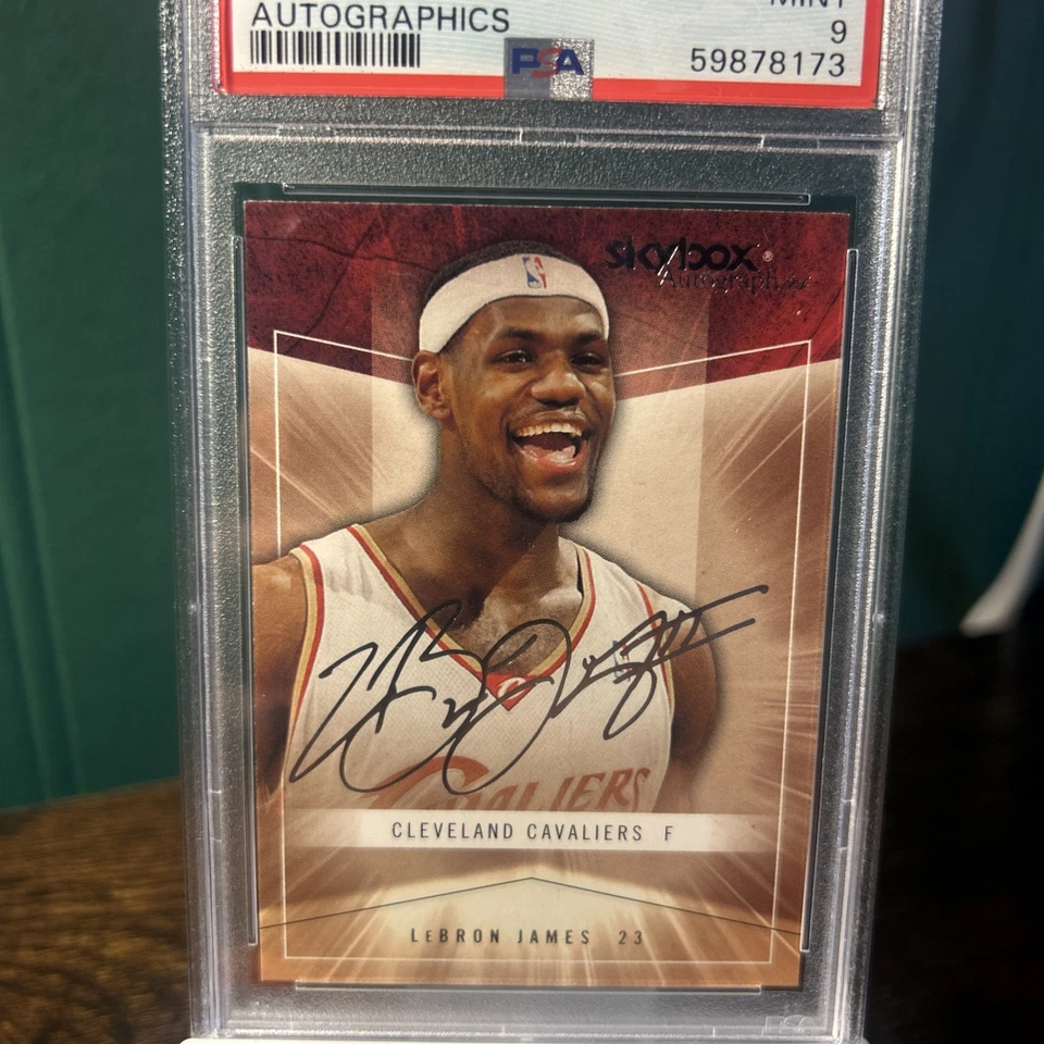 2004-05 Skybox Autographics #5 LeBron James Cleveland Cavaliers PSA 9 MINT - Image 3 of 3
