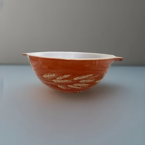 PYREX Cinderella Nesting Mixing Bowl Rust Golden Harvest Wheat #442 1.5L