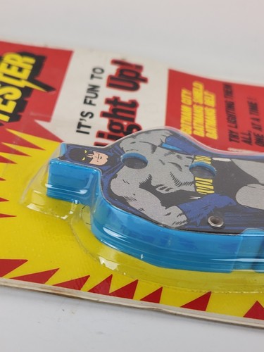 1975 BATMAN POWER TESTER FIGURE LIGHT UP FOR ALL STANDARD BATTERIES VTG NEW - Picture 9 of 20