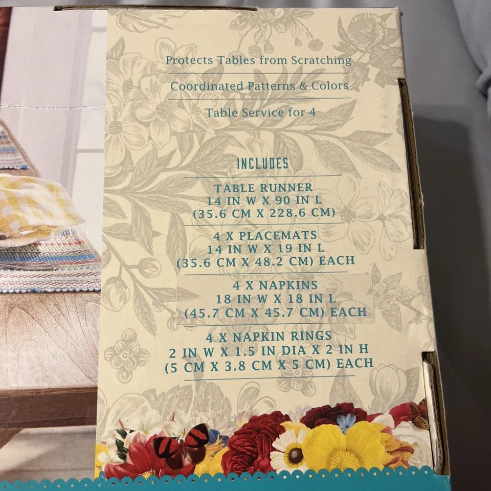 Pioneer Woman Chunky Stripe Table Linens Set - Image 4 of 4