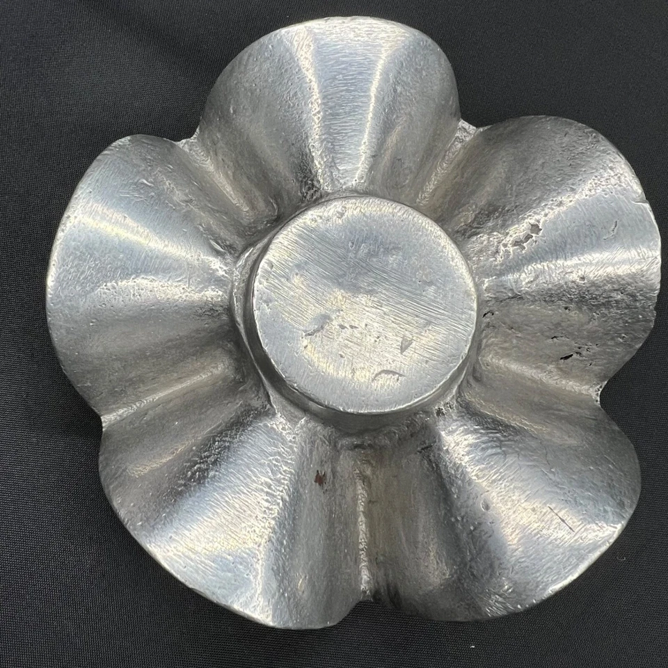 Decoración escandinava modernista tetera de metal fundido calentador pedestal candelabro, 5" Foto 3 de 4