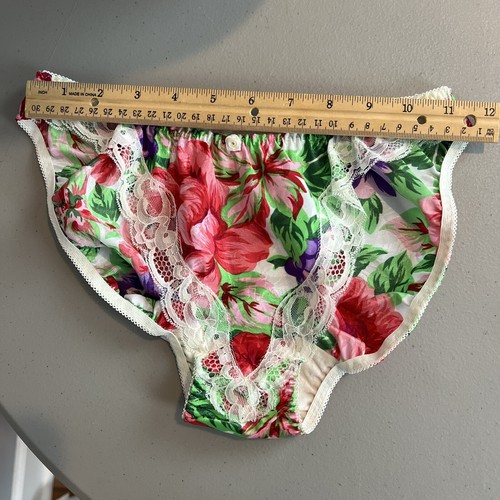 Victoria's Secret Panties M 6 Bikini rare satin gold crown label Medium Vtg NWT - Picture 9 of 11