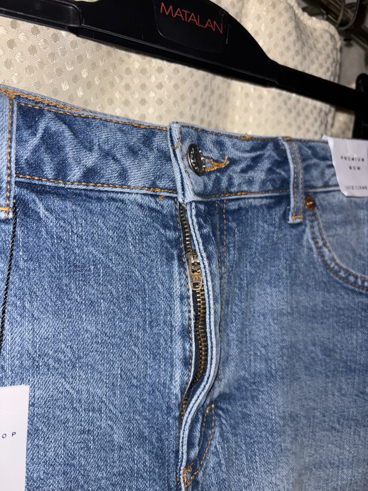 Picture 4 of 6