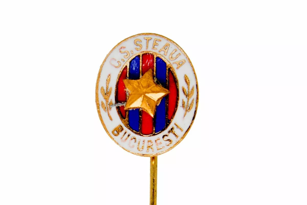 Romania Steaua Bucuresti Football Pin Enamel Red Star Army Club