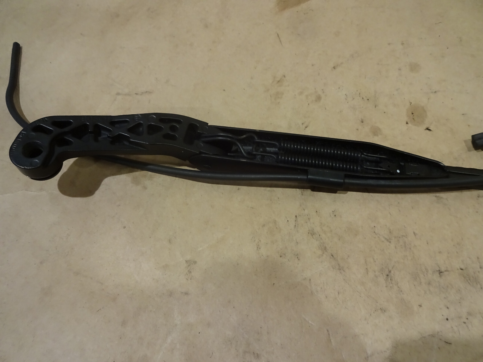 Ferrari 355  Passenger / RH Windshield Wiper Arm  (USED) -  P/N 64610200