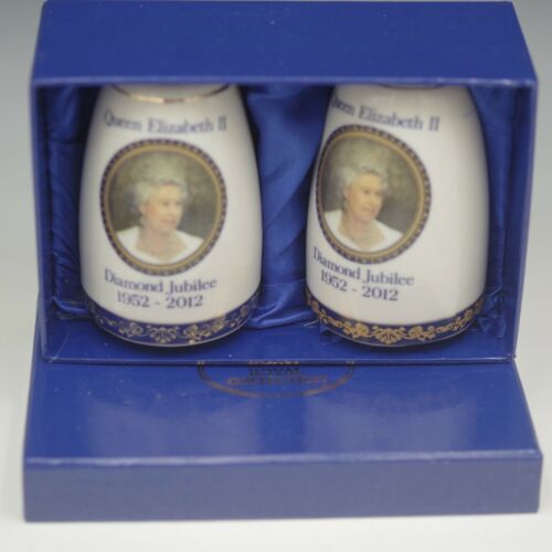 ROYAL COLLECTION QUEEN ELIZABETH II GOLDEN JUBILEE SALT AND PEPPER
