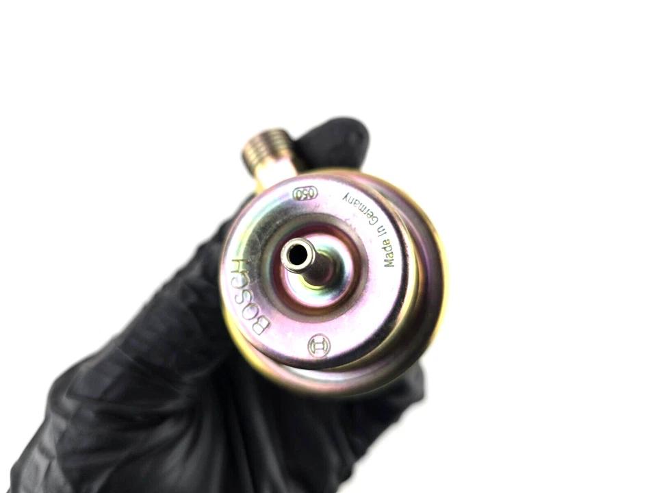 NOS Bosch Fuel Pressure Regulator FPR 0280160706 Saab 900 9000 1986-1993 3.0 BAR - Image 3 of 4