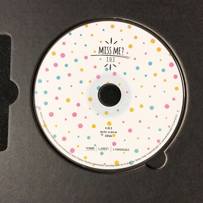 I.O.I HAND SIGNED #2 [ Miss Me? ] 2nd Mini Album Autographed / NO