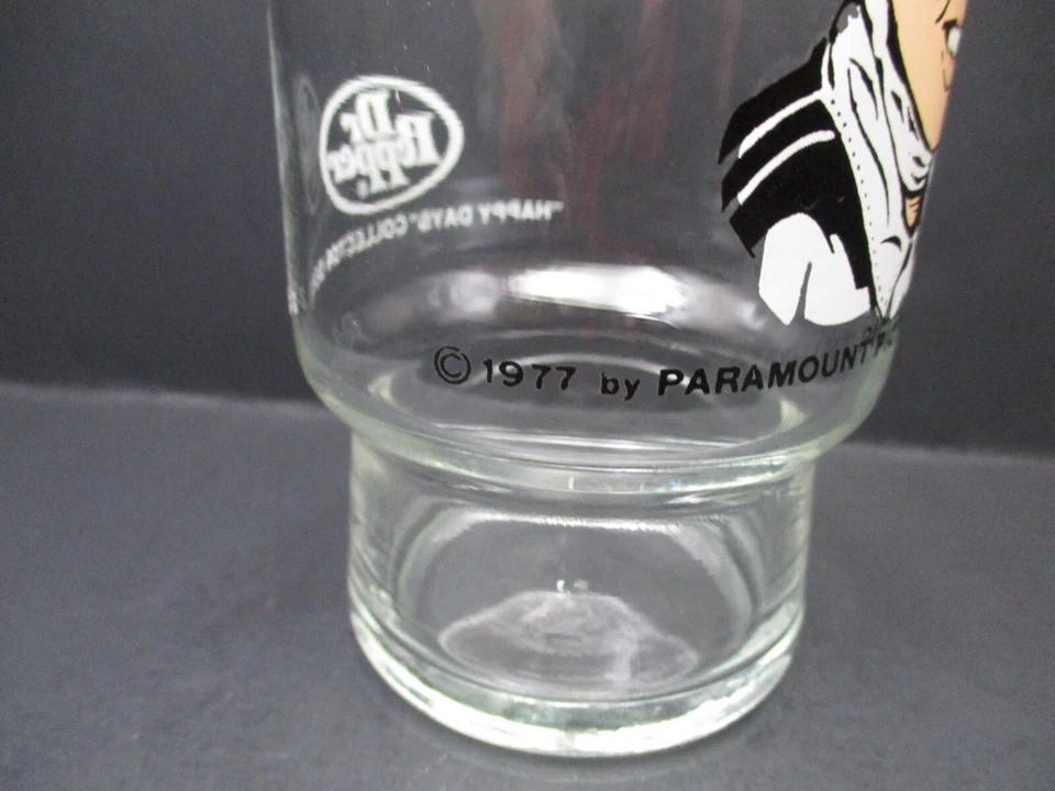 复古 1977 Pizza Hut Dr. Pepper Happy Days 宣传眼镜 - JOANIE — 第 3/4 张图片