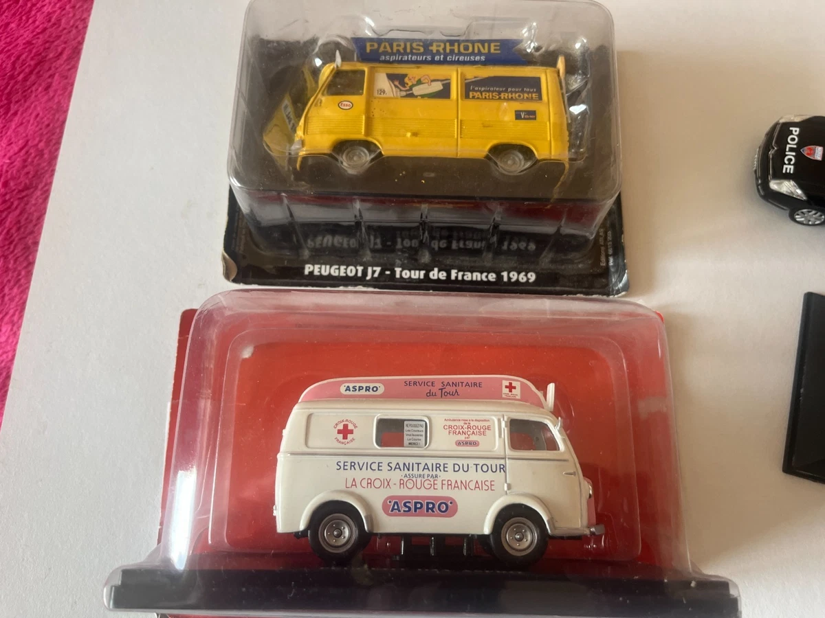 Altaya. Collection Nos chères camionnettes d'antan. Classeur n°3