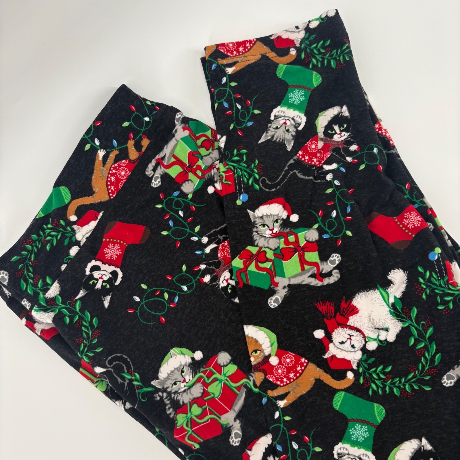Holiday Time Christmas Cats Hat Stockings Leggings in Plus Size 1X 2X