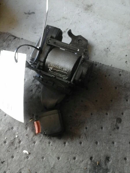 1994 Saturn Passenger Front Front Seat Belt Retractor - Imagem 2 de 4