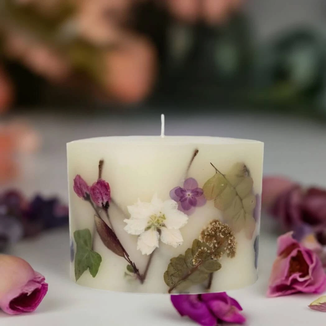 Rosy Rings Botanical Candle - Thumbnail 4