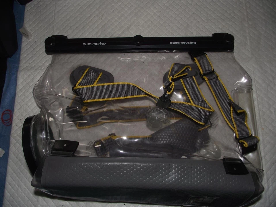 CARCASA SUBMARINA IMPERMEABLE EWA-MARINE V2000, VIDEOCÁMARA SONY VX-2000/PSR-PD150 Foto 4 de 4