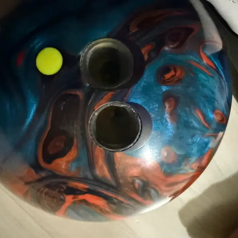 Dv8 Hitman Bowling Ball - Lightly Used