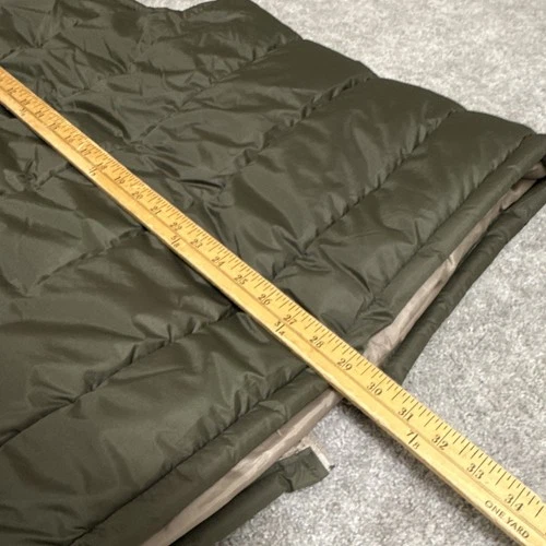 Fourcast Outerwear Men’s Green Quilted Puffer Vest Full Zip Pockets Size L image 9