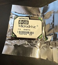 Hitachi 8 GB GST MicroDrive 3K8 HMS361006M5CE00 3600 RPM IDE ATA33/ATA-4 0A40741