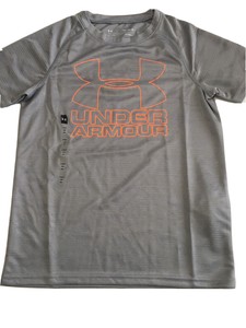 under armour boys medium