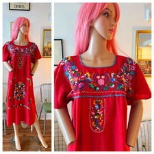 Vintage Mexican Embroidered Caftan Dress Cherry Red Cotton Oaxaca Floral M/L