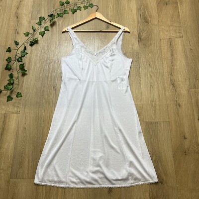 TRIUMPH SPHINX SLIP DRESS PETTICOAT SIZE 14 NIGHTIE WHITE LACY