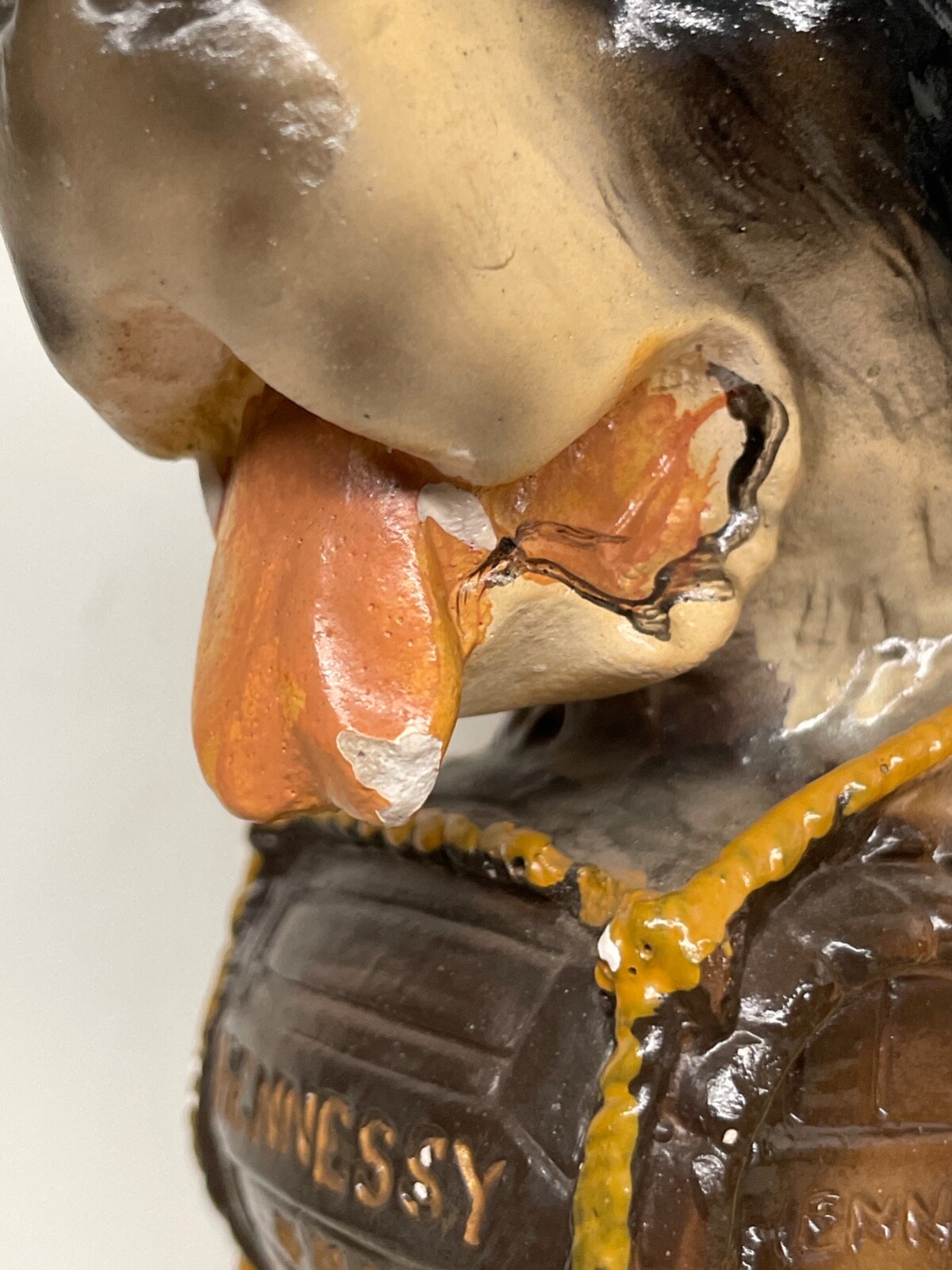 Cognac Hennessy Saint Bernard shop advertising statue - 11.22 inch wide