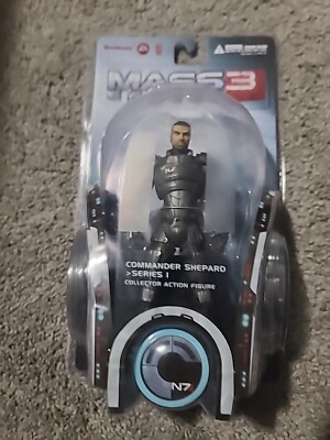 Mass Effect 3 Series 1 Commander Shepard Collector Action Figure BioWare EA NEW