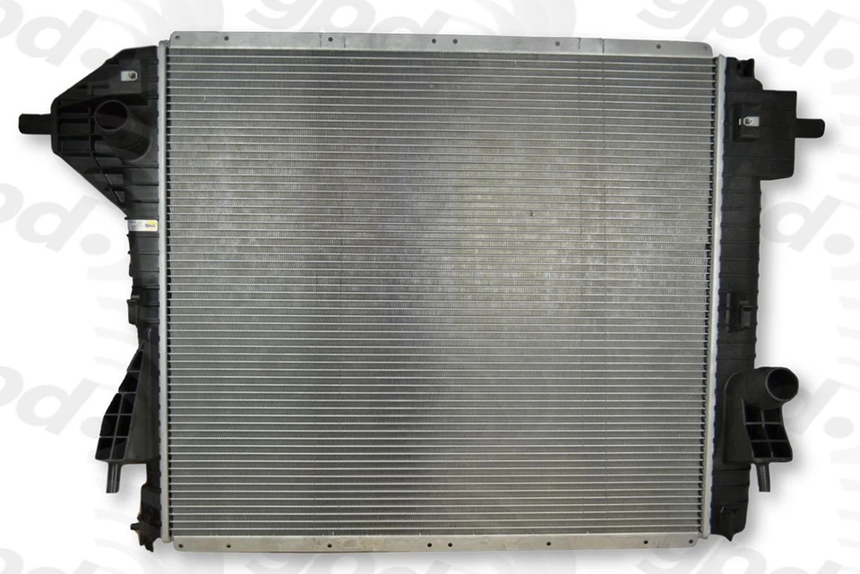 Радиатор Global Parts Distributors 13145C для 08–13 Ford F-250 SD F-350 SD - Изображение 2 из 4