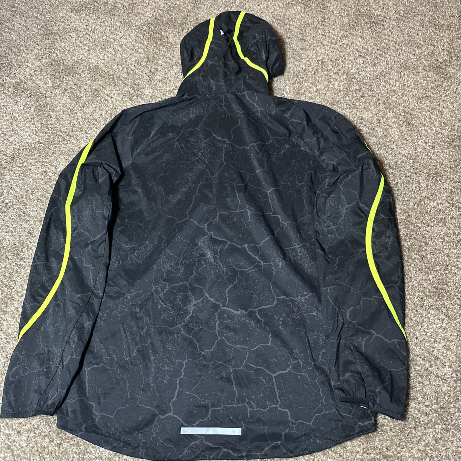 Nike Impossibly Light Running Jacket Medium Black… - image 7