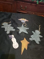 Lot Of 6 Primitive County Metal Christmas Ornaments. Gingerbread, star, Snowman 