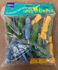 Vintage Ekco Clothes Pins  Plastic Novelty Shapes Dolphin, Dog,Alligator,Duck 24