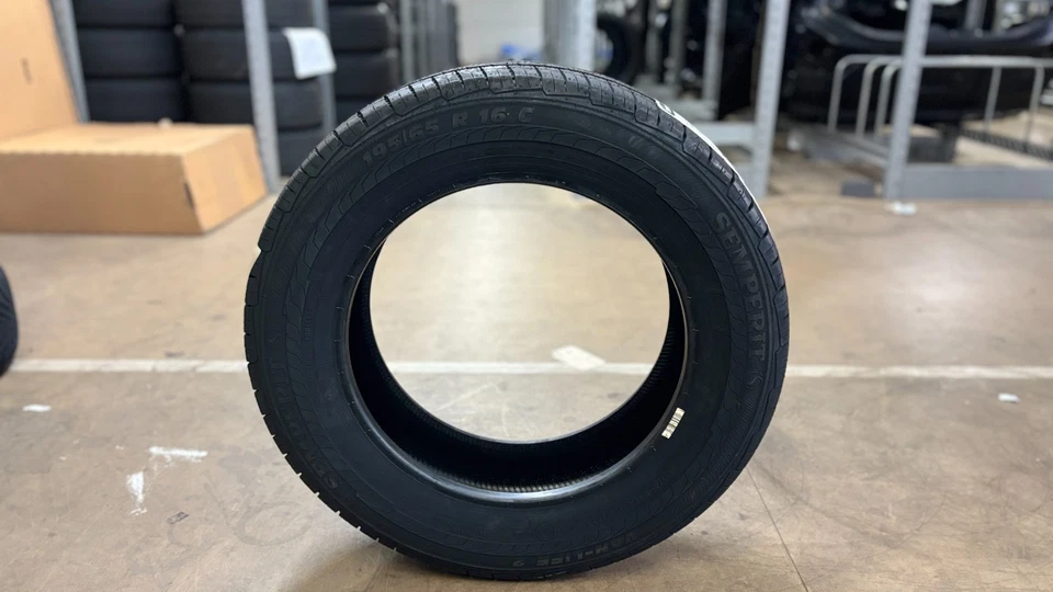 Semperit Van-Life 3 195/65 R16 C 104/102T 2 Stück - Bild 2 von 4