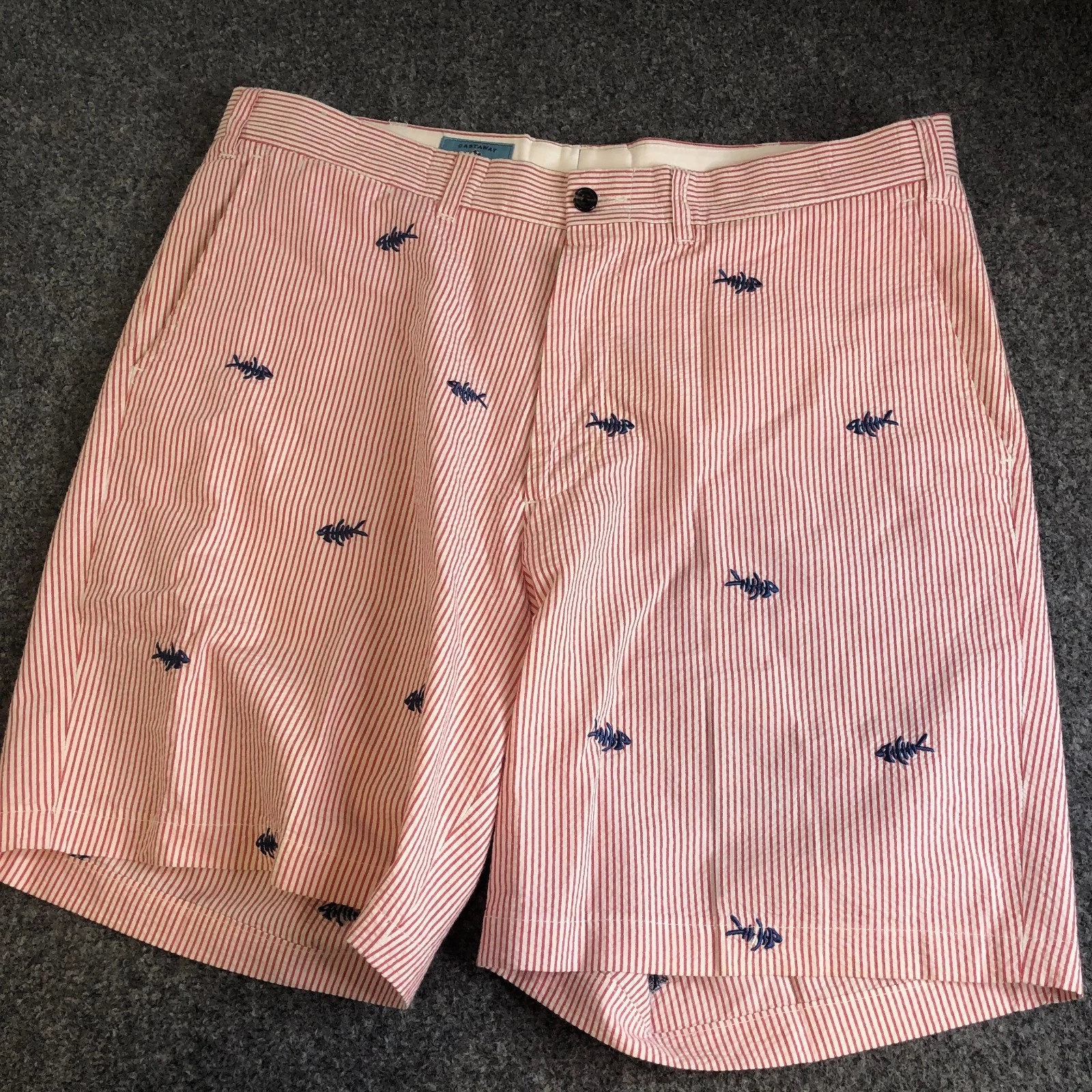 Castaway Nantucket Shorts Mens 36 Red Embroidered Fish Seersucker Preppy