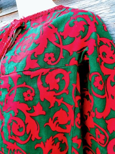 Vintage 1960s Red and Green Floral cotton Twill Kaftan Maxi Dress - Picture 6 of 12