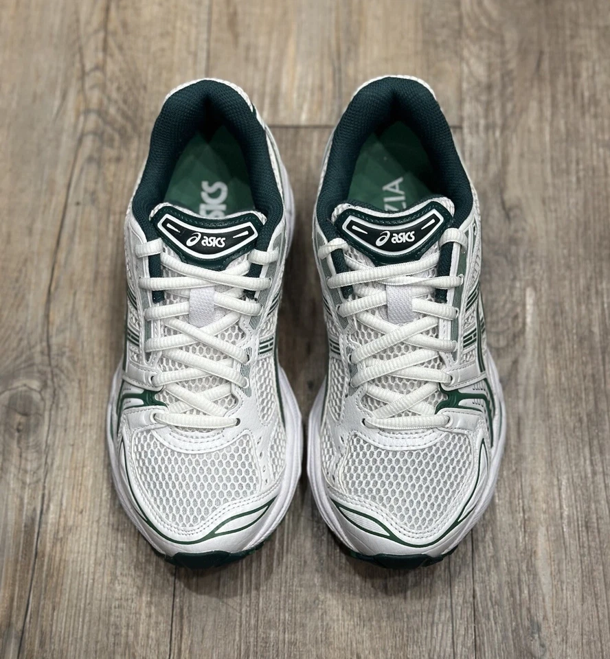 Asics x Aritzia Gel Kayano 14 Green White Leprechaun Sz Men’s 4.5 Women’s 6 - image 3 of 4